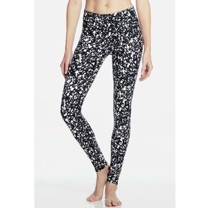 Black and White Splattered Fabletics Leggings